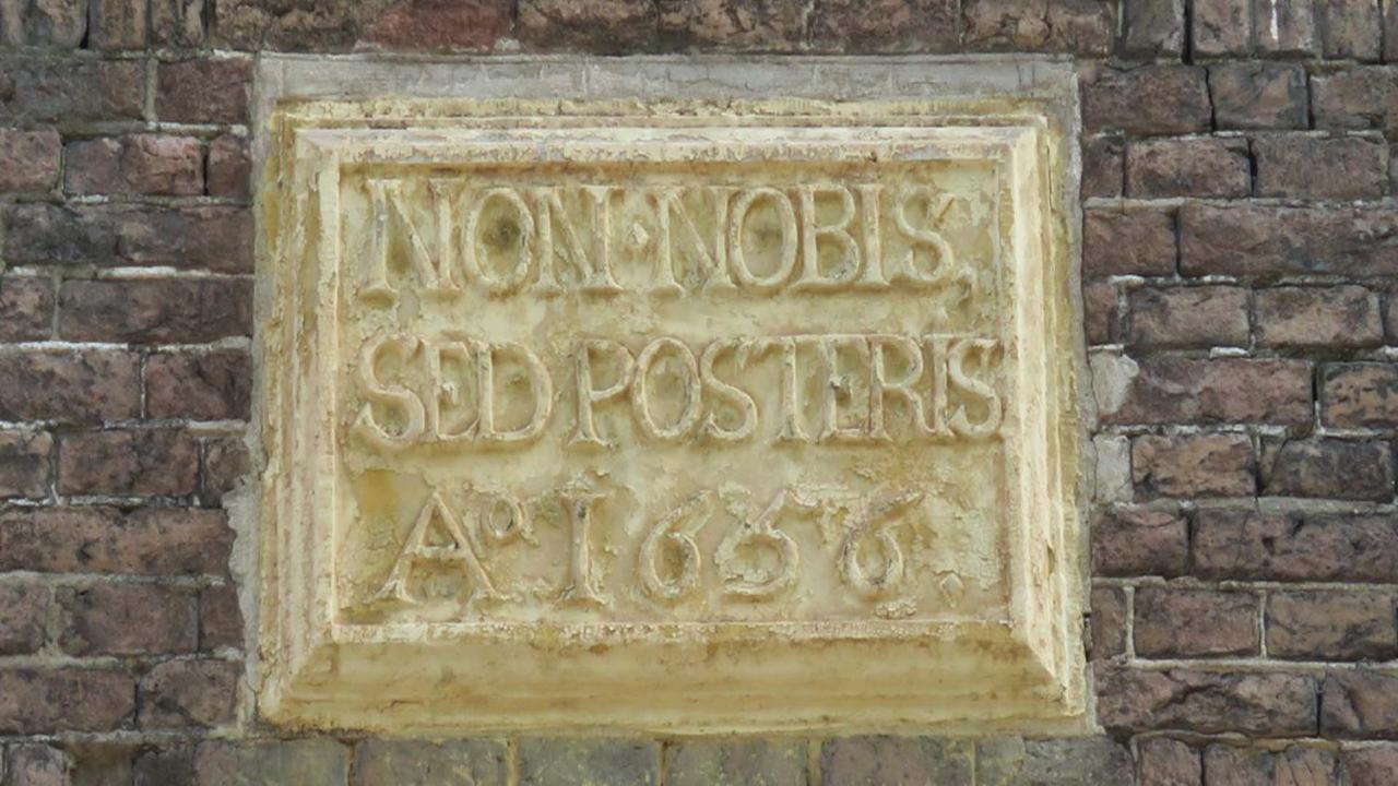 B&B Monumentaal Logeren Zierikzee Bagian luar foto